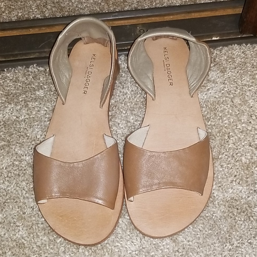 🔥Kelsi Dagger Sandals